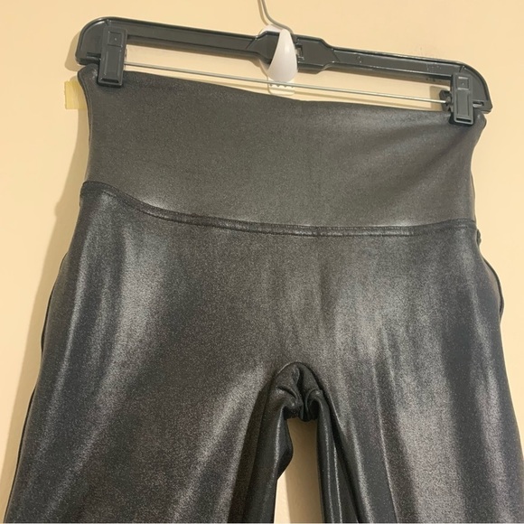 SPANX faux leather leggings L - Picture 9 of 16